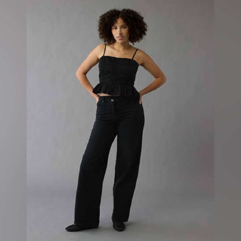 AE Strigid Curvy Super High-Waisted Baggy Straight Jean